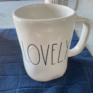 BOGO free all Rae Dunn Mugs